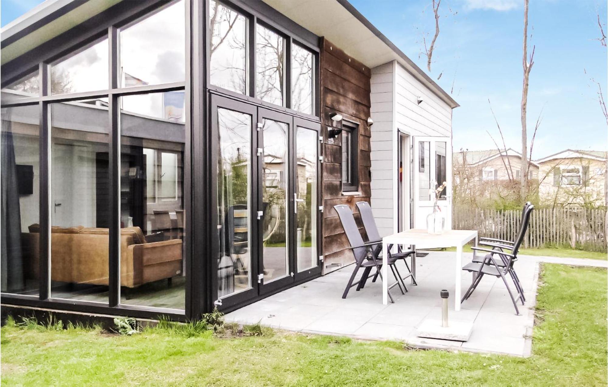 Nice Home In Sint-Annaland With Sauna Exterior photo